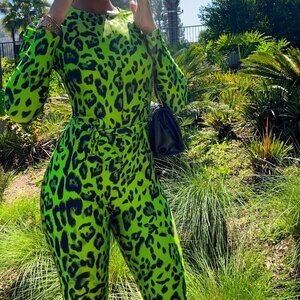 Custom Green Leopard Print Long Sleeve Capri Jumpsuit – Fixed By B